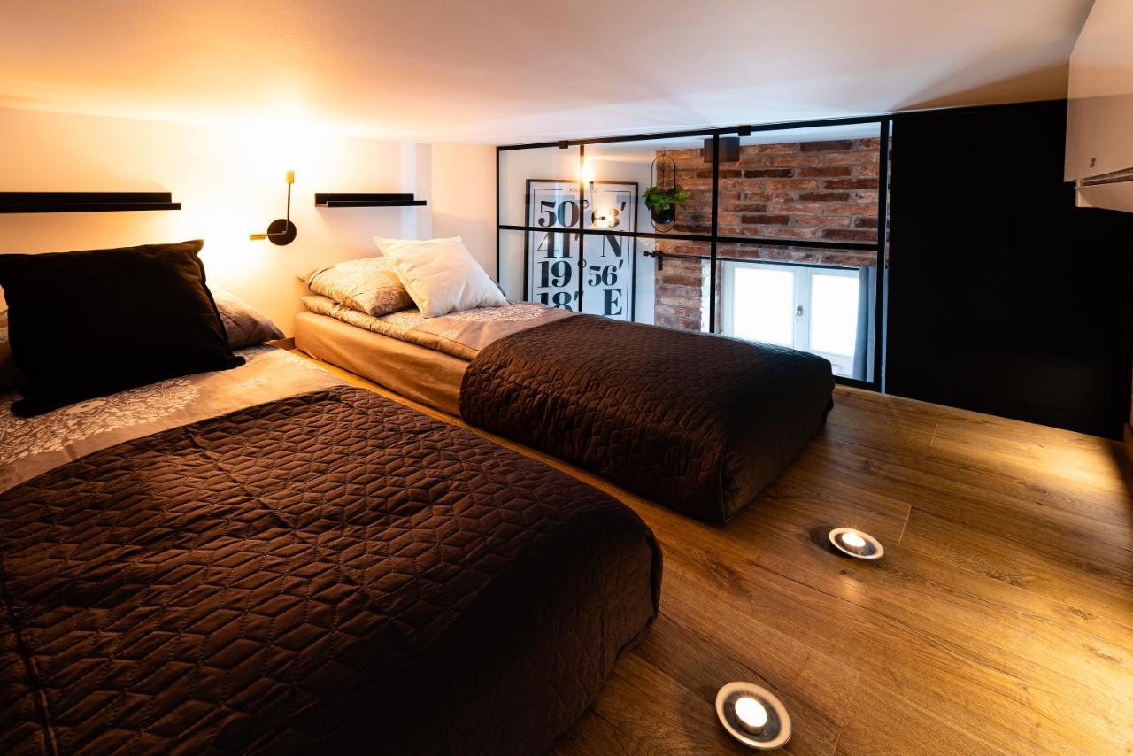 Large 75 M2 Apartment For 6 Guests Next To Wawel Castle كراكوفيا المظهر الخارجي الصورة